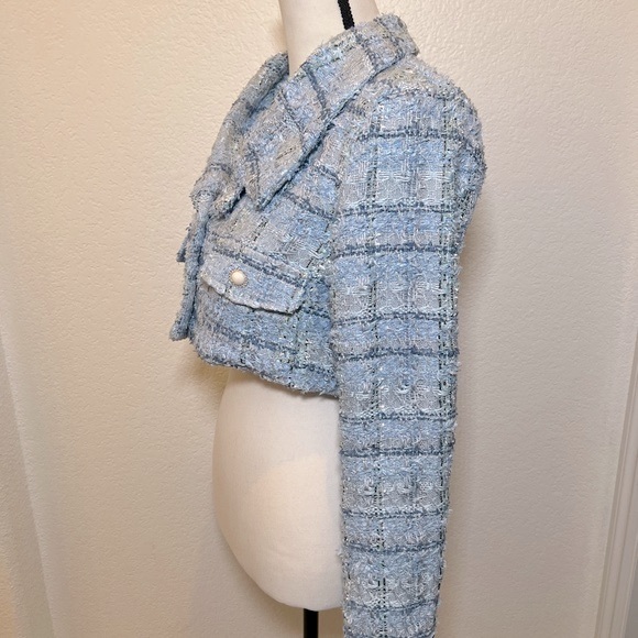 Chanel vibes light blue boucle cropped jacket with pearl buttons - Picture 12 of 15